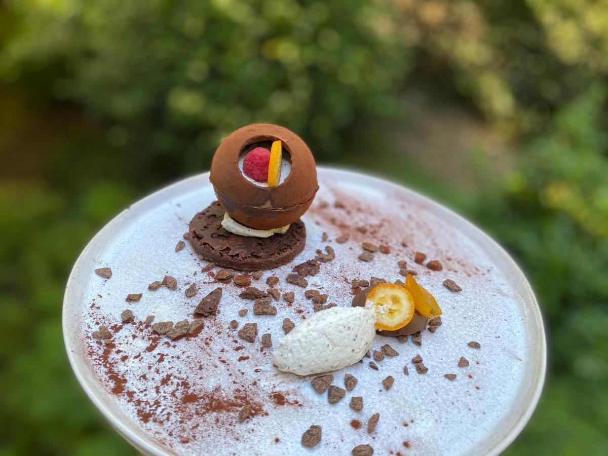Latitude Ouest Hotel Restaurant & Spa Локронан Экстерьер фото